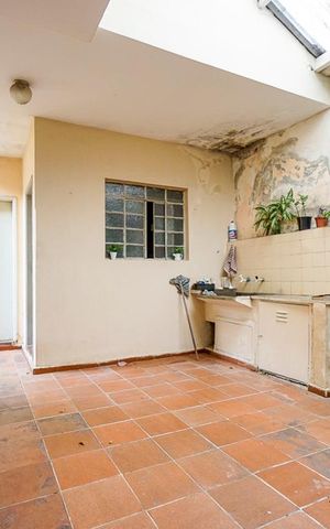 Casa à venda com 170m², 3 quartos e 2 vagas Casa à venda com 170m², 3 quartos e 2 vagasQuintal