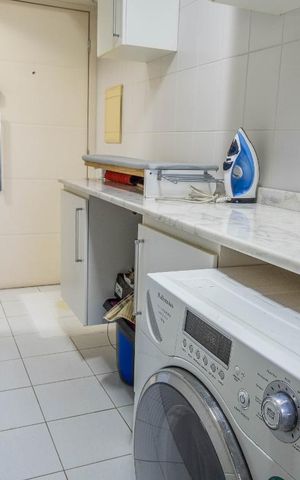 Apartamento à venda com 92m², 3 quartos e 2 vagas Apartamento à venda com 92m², 3 quartos e 2 vagasÁrea de Serviço