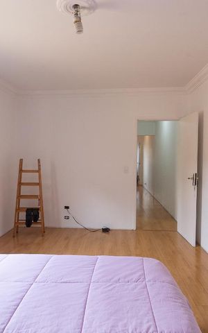 Casa à venda com 202m², 3 quartos e 2 vagas Casa à venda com 202m², 3 quartos e 2 vagasQuarto 2