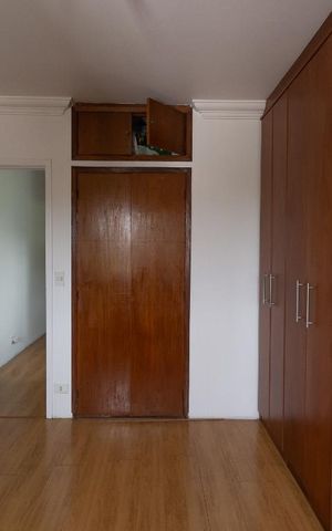 Casa à venda com 202m², 3 quartos e 2 vagas Casa à venda com 202m², 3 quartos e 2 vagasSuíte