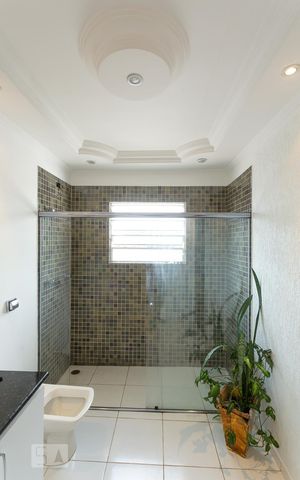 Casa à venda com 202m², 3 quartos e 2 vagas Casa à venda com 202m², 3 quartos e 2 vagasBanheiro da Suíte