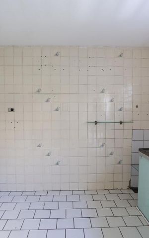 Casa à venda com 60m², 2 quartos e 2 vagasCozinha
