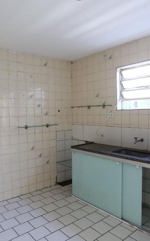 Casa à venda com 60m², 2 quartos e 2 vagasCozinha
