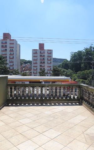 Casa à venda com 60m², 2 quartos e 2 vagasSacada do Quarto 2 