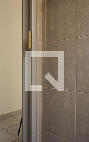 Apartamento à venda com 400m², 3 quartos e 2 vagas Apartamento à venda com 400m², 3 quartos e 2 vagasBanheiro de Serviço