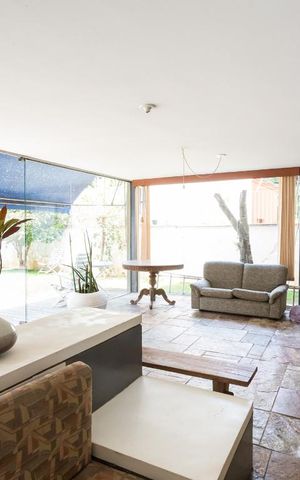 Casa à venda com 561m², 5 quartos e 5 vagas Casa à venda com 561m², 5 quartos e 5 vagasSala 2