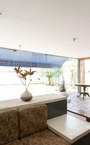 Casa à venda com 561m², 5 quartos e 5 vagas Casa à venda com 561m², 5 quartos e 5 vagasSala 2