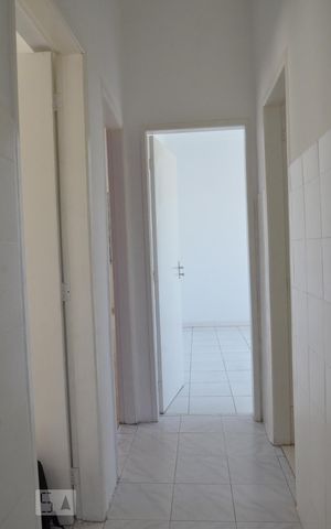 Casa para alugar com 180m², 2 quartos e 1 vagaCorredor