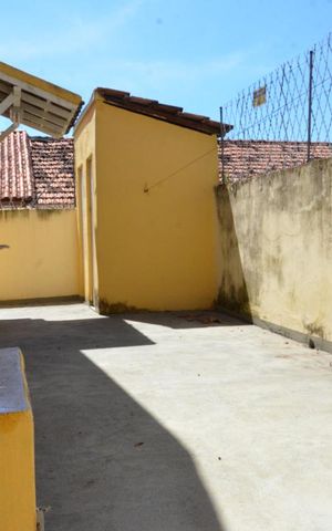 Casa para alugar com 180m², 2 quartos e 1 vagaÁrea de Serviço