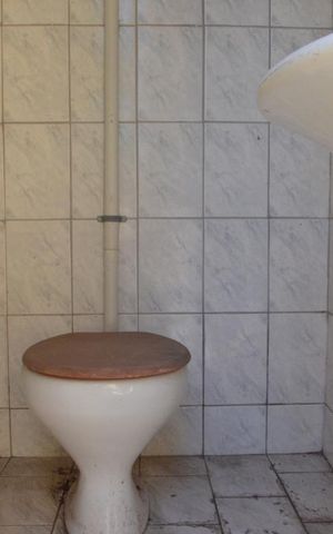 Casa para alugar com 180m², 2 quartos e 1 vagaBanheiro de Serviço