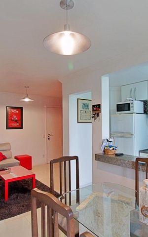 Apartamento à venda com 63m², 2 quartos e 1 vaga Apartamento à venda com 63m², 2 quartos e 1 vagaSala