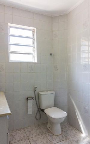 Casa à venda com 150m², 2 quartos e 1 vagaBanheiro
