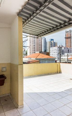 Casa à venda com 150m², 2 quartos e 1 vagaÁrea de Serviço