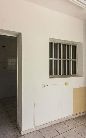 Casa à venda com 150m², 2 quartos e 1 vagaÁrea de Serviço