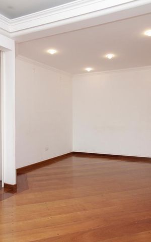 Apartamento à venda com 70m², 2 quartos e 2 vagas Apartamento à venda com 70m², 2 quartos e 2 vagasSala