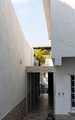 Casa à venda com 220m², 3 quartos e 4 vagasÁrea Externa