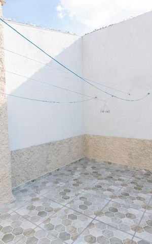 Casa à venda com 220m², 3 quartos e 4 vagasÁrea Externa