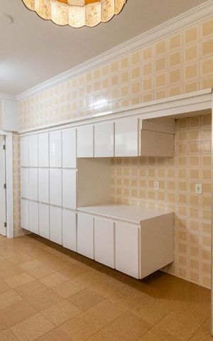 Apartamento para alugar com 150m², 2 quartos e 1 vaga Apartamento para alugar com 150m², 2 quartos e 1 vagaCozinha