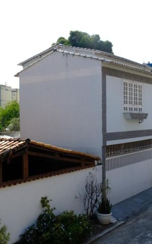 Casa à venda com 382m², 5 quartos e 1 vagaVista da varanda