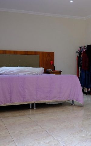 Casa à venda com 382m², 5 quartos e 1 vagaSuíte 4