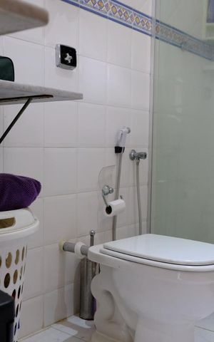 Casa à venda com 382m², 5 quartos e 1 vagaBanheiro da suíte 4