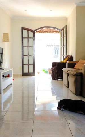 Casa à venda com 382m², 5 quartos e 1 vagaSala segundo andar