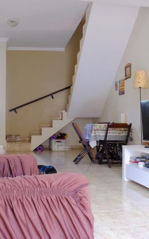 Casa à venda com 382m², 5 quartos e 1 vagaSala segundo andar