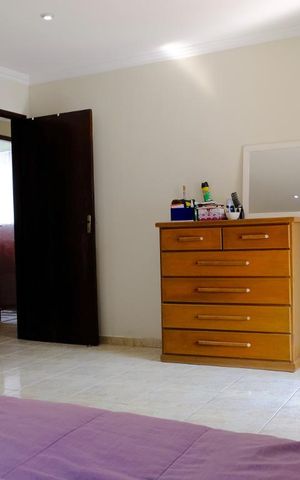 Casa à venda com 382m², 5 quartos e 1 vagaSuíte 4