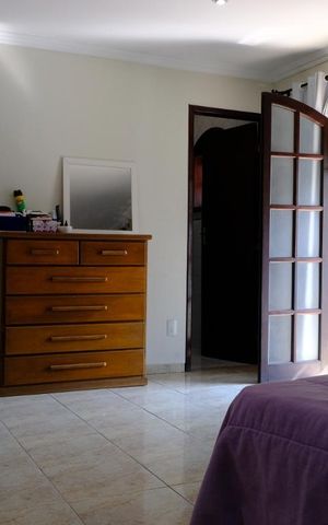 Casa à venda com 382m², 5 quartos e 1 vagaSuíte 4
