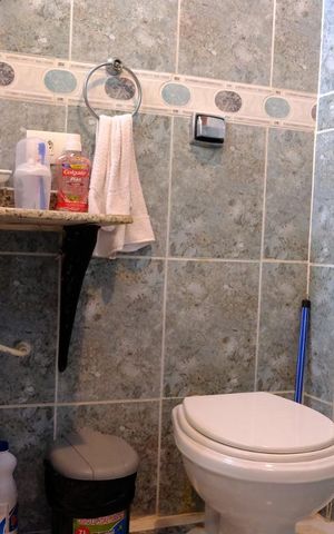 Casa à venda com 382m², 5 quartos e 1 vagaBanheiro da suíte 3