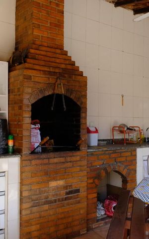 Casa à venda com 382m², 5 quartos e 1 vagaÁrea externa - churrasqueira
