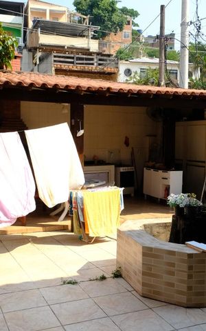 Casa à venda com 382m², 5 quartos e 1 vagaVista da suíte 2