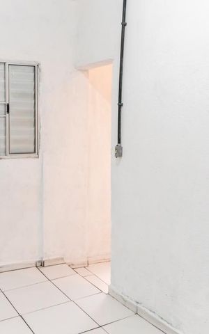 Casa para alugar com 38m², 1 quarto e sem vaga Casa para alugar com 38m², 1 quarto e sem vagaQuarto