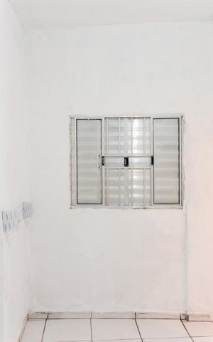 Casa para alugar com 38m², 1 quarto e sem vaga Casa para alugar com 38m², 1 quarto e sem vagaQuarto