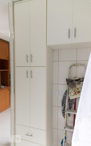 Apartamento para alugar com 32m², 1 quarto e 1 vaga Apartamento para alugar com 32m², 1 quarto e 1 vagaCozinha e Área de Serviço