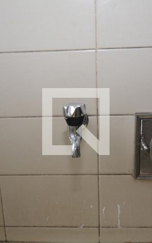 Apartamento à venda com 65m², 2 quartos e sem vagaCozinha e Área de Serviço