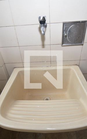 Apartamento à venda com 65m², 2 quartos e sem vagaCozinha e Área de Serviço