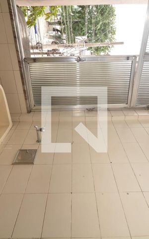 Apartamento à venda com 65m², 2 quartos e sem vagaCozinha e Área de Serviço