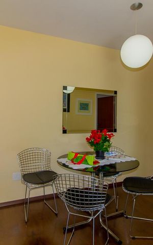 Apartamento à venda com 74m², 3 quartos e 2 vagas Apartamento à venda com 74m², 3 quartos e 2 vagasSala de Jantar