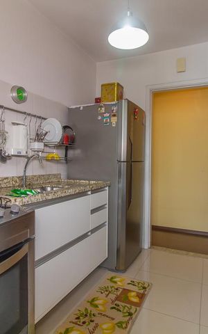 Apartamento à venda com 74m², 3 quartos e 2 vagas Apartamento à venda com 74m², 3 quartos e 2 vagasCozinha