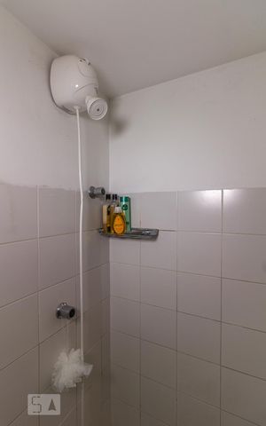 Apartamento à venda com 74m², 3 quartos e 2 vagas Apartamento à venda com 74m², 3 quartos e 2 vagasBanheiro Social