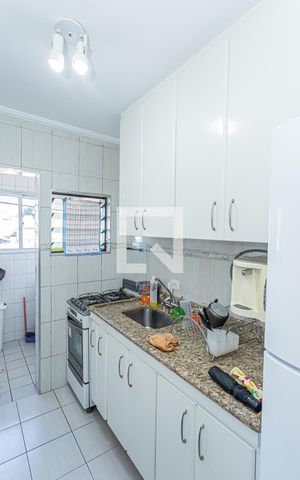 Apartamento à venda com 63m², 2 quartos e 2 vagas Apartamento à venda com 63m², 2 quartos e 2 vagasCozinha