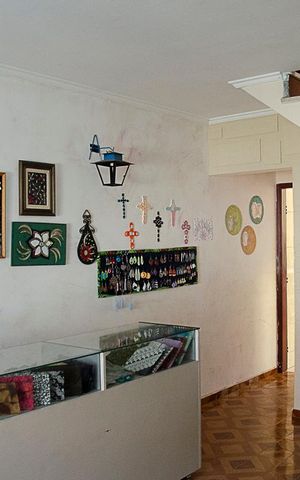 Casa à venda com 121m², 3 quartos e 2 vagasSala