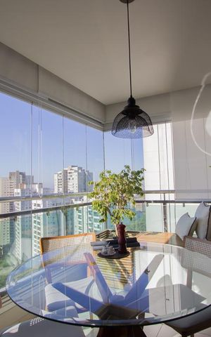 Apartamento à venda com 94m², 3 quartos e 2 vagas Apartamento à venda com 94m², 3 quartos e 2 vagasVaranda