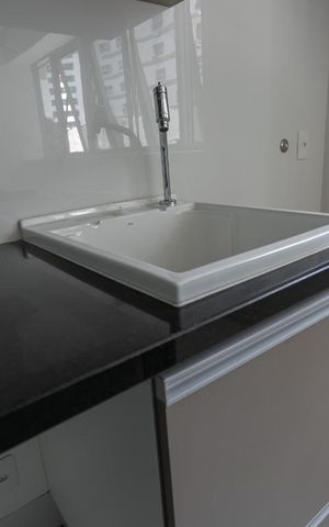 Apartamento para alugar com 72m², 2 quartos e 2 vagasCozinha