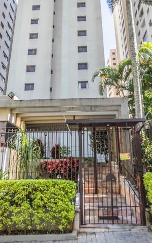 Apartamento à venda com 50m², 2 quartos e 1 vaga Apartamento à venda com 50m², 2 quartos e 1 vagaFachada