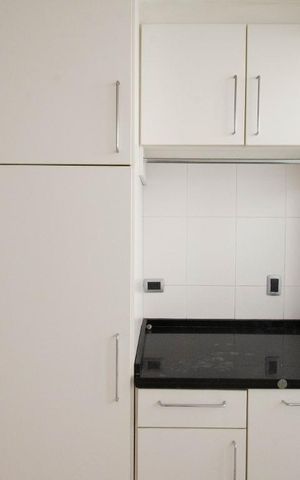 Casa à venda com 800m², 4 quartos e 6 vagas Casa à venda com 800m², 4 quartos e 6 vagasÁrea de Serviço