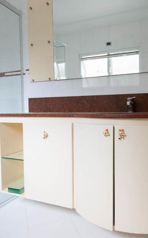Casa à venda com 800m², 4 quartos e 6 vagas Casa à venda com 800m², 4 quartos e 6 vagasBanheiro da Suíte 3