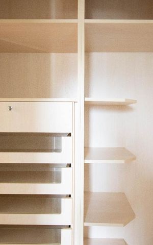 Casa à venda com 800m², 4 quartos e 6 vagas Casa à venda com 800m², 4 quartos e 6 vagasCloset da suíte 2
