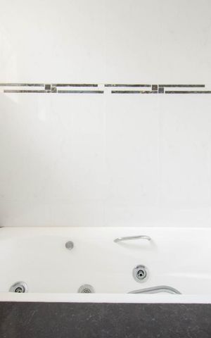 Casa à venda com 800m², 4 quartos e 6 vagas Casa à venda com 800m², 4 quartos e 6 vagasBanheiro da Suíte 2
